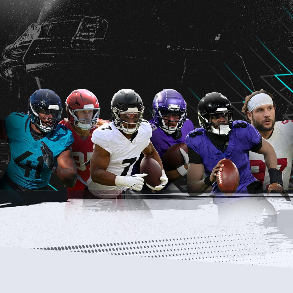Discovery splash banner for Football Head Coach 27 Discord server